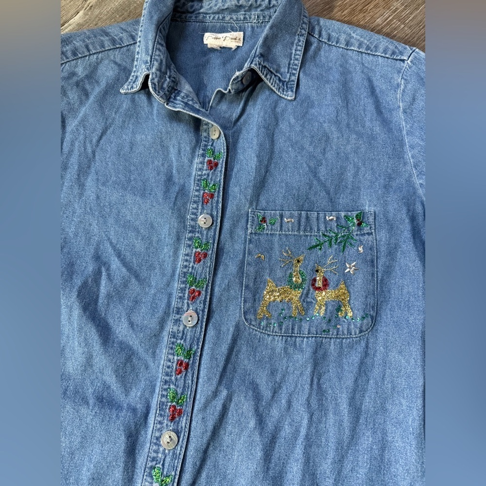 VTG Bobbie Brooks Denim Button-Up Shirt Christmas Embroidery Reindeer Sparkle L - Picture 4 of 7